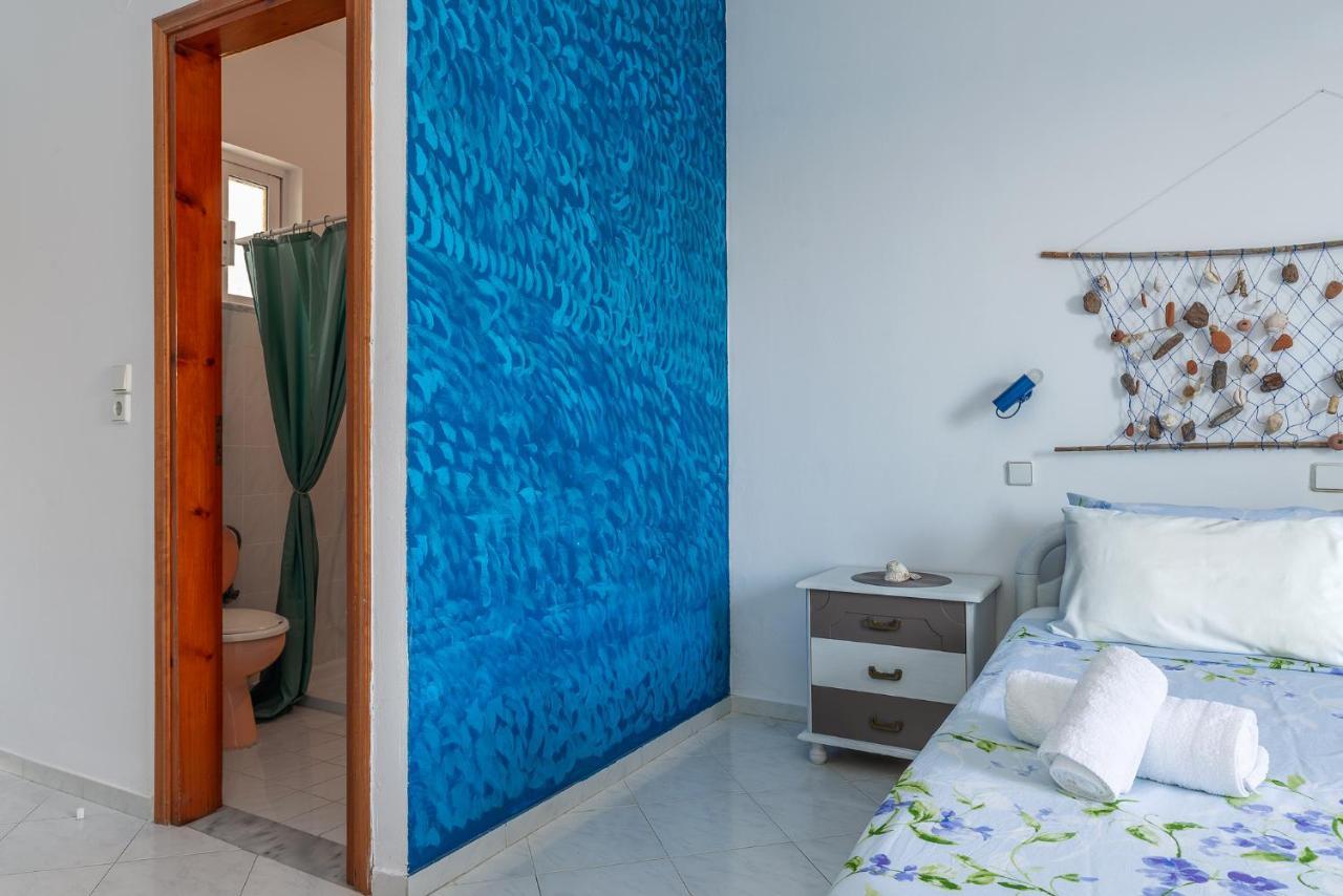 Antoniadi Marina Rooms Livadia  Esterno foto