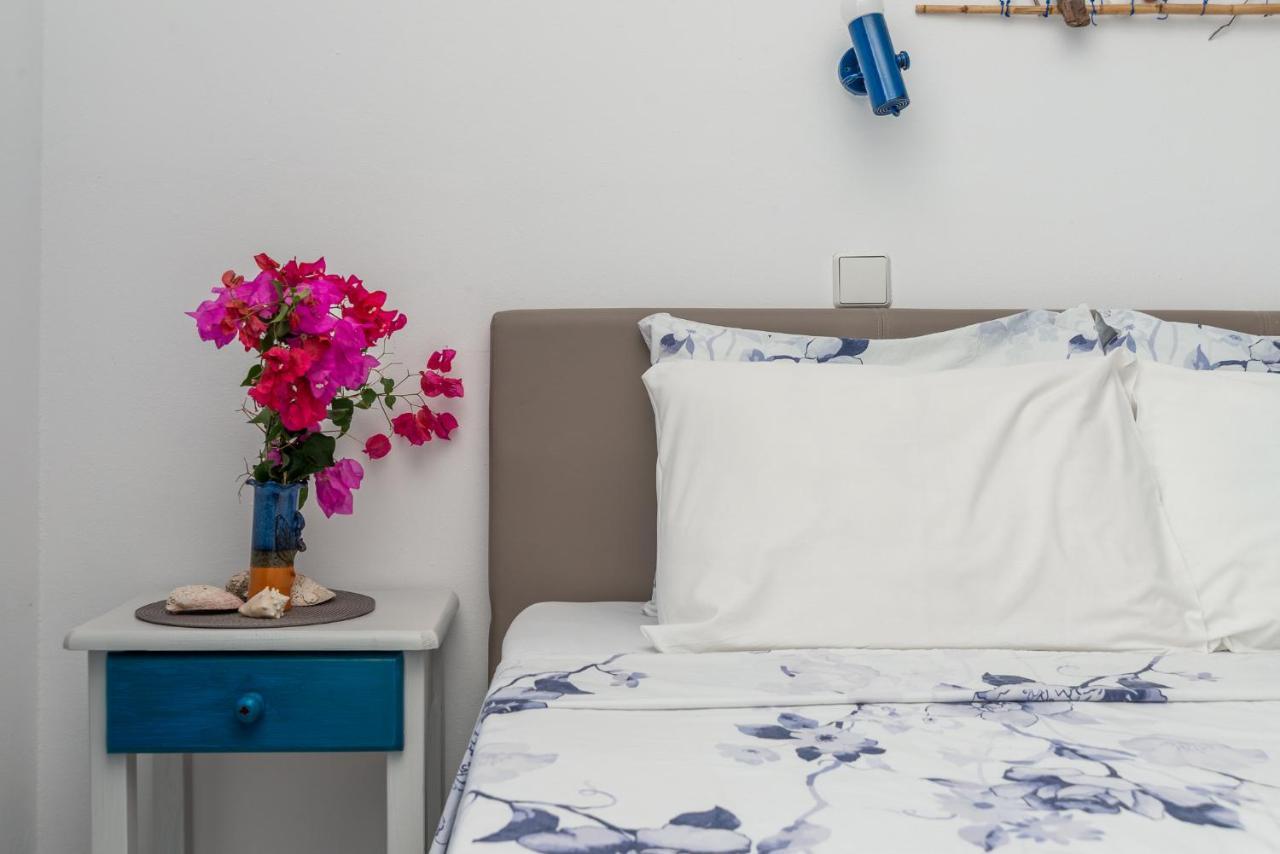 Antoniadi Marina Rooms Livadia  Esterno foto