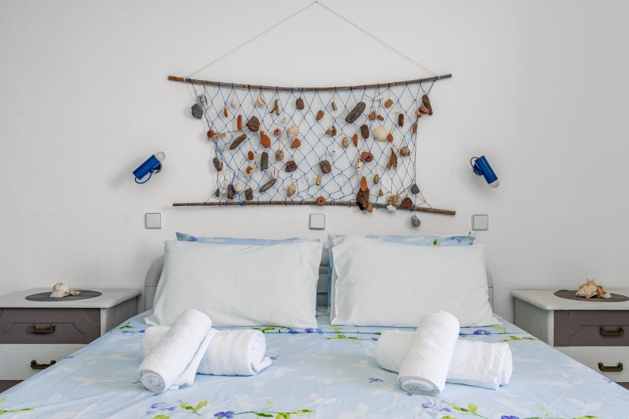 Antoniadi Marina Rooms Livadia  Esterno foto